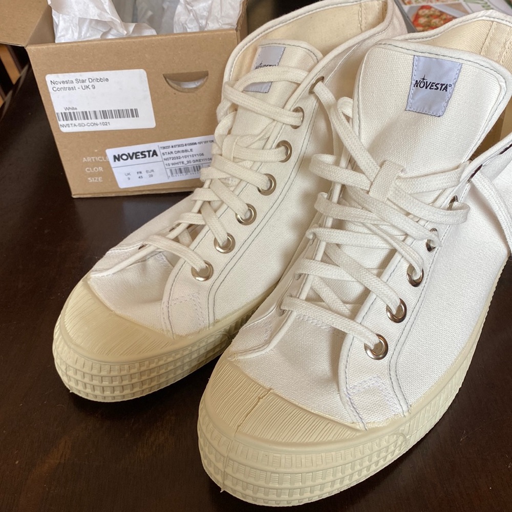 Brand new Novesta Star Dribble Contrast (white) SIZE UK-9 EUR-29 FR-43
